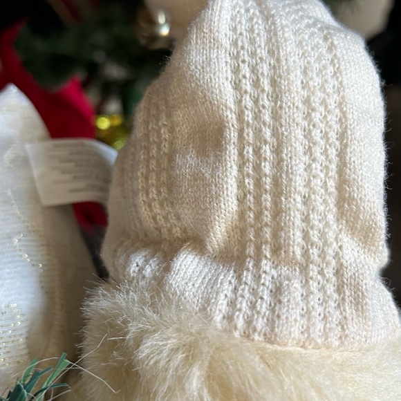 Santa - Picture 4 of 10